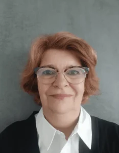 Christiane FRESCHET-LANDRY : Experte en préparation aux concours de recrutement des cadres de l’Éducation Nationale.